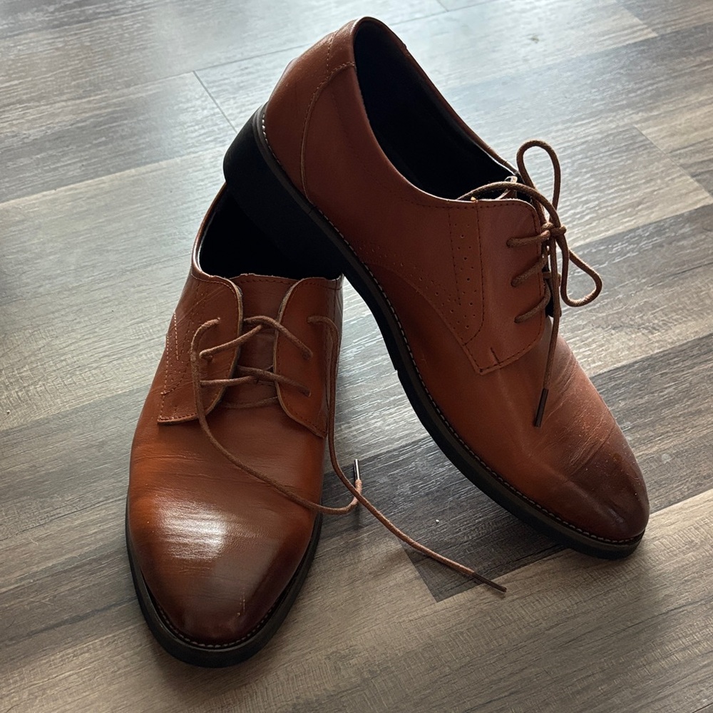 Tomboy Toes Elegant Brown Leather Women's Loafers